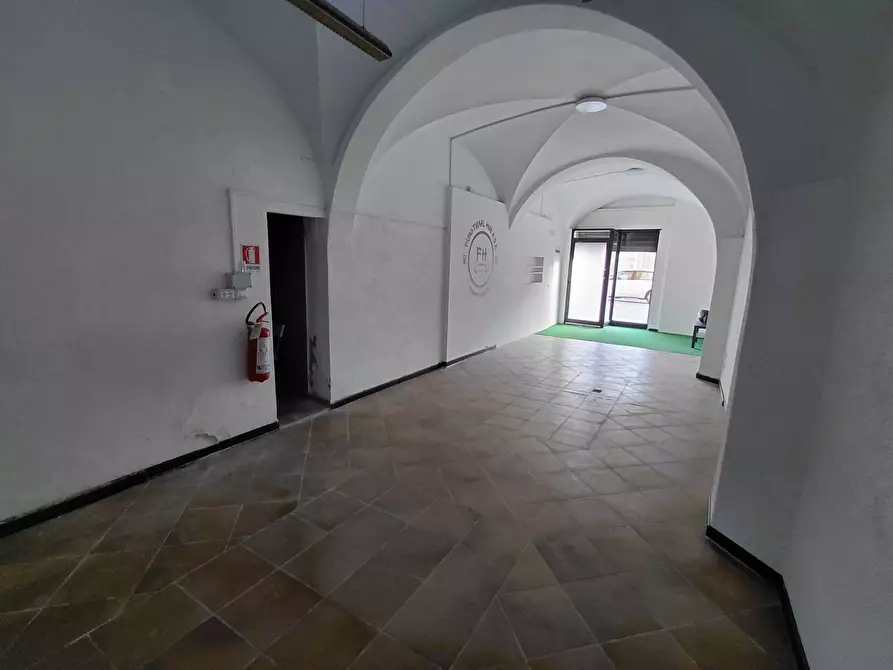 Immagine 3 di Attività commerciale in vendita  in Via Contessa Matilde 50 a Pisa