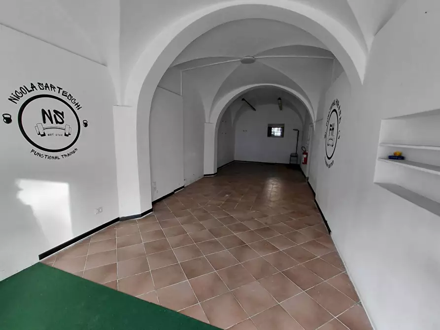 Immagine 1 di Attività commerciale in vendita  in Via Contessa Matilde 50 a Pisa