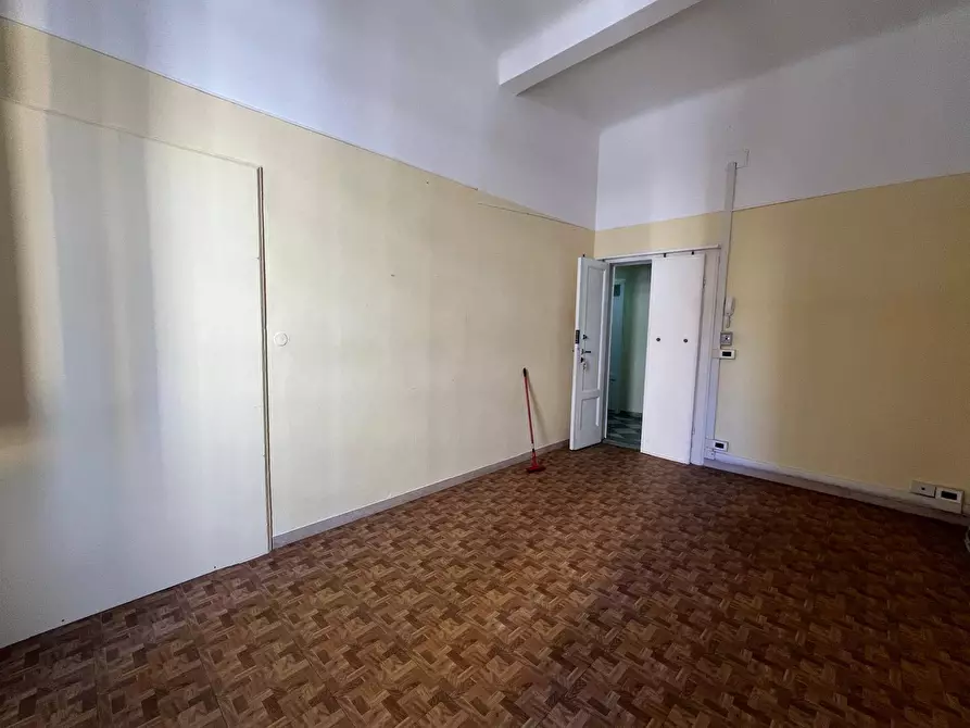 Immagine 11 di Ufficio in affitto  in Via Magenta 1 a Livorno