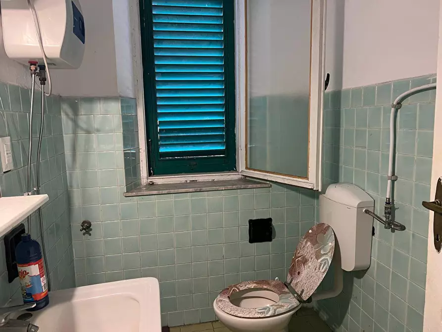 Immagine 14 di Ufficio in affitto  in Via Magenta 1 a Livorno