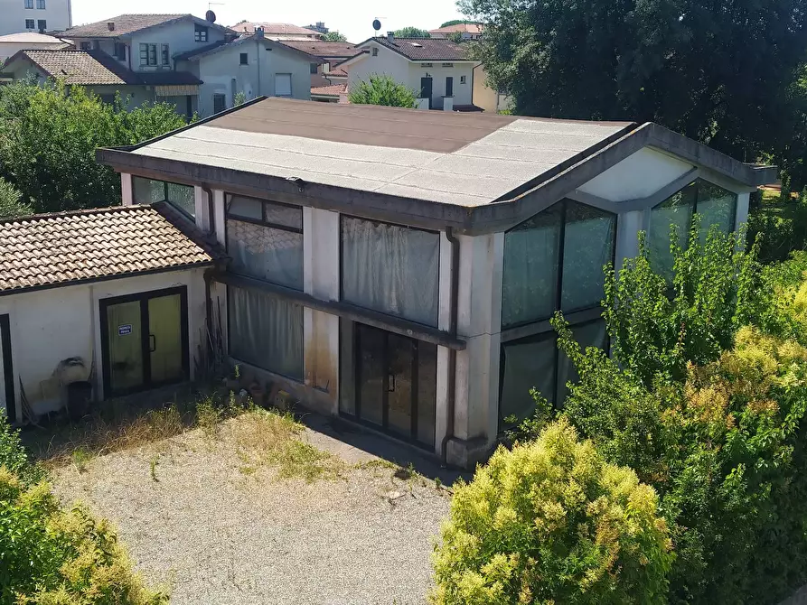 Immagine 2 di Casa indipendente in vendita  in vai del municipio a Porcari