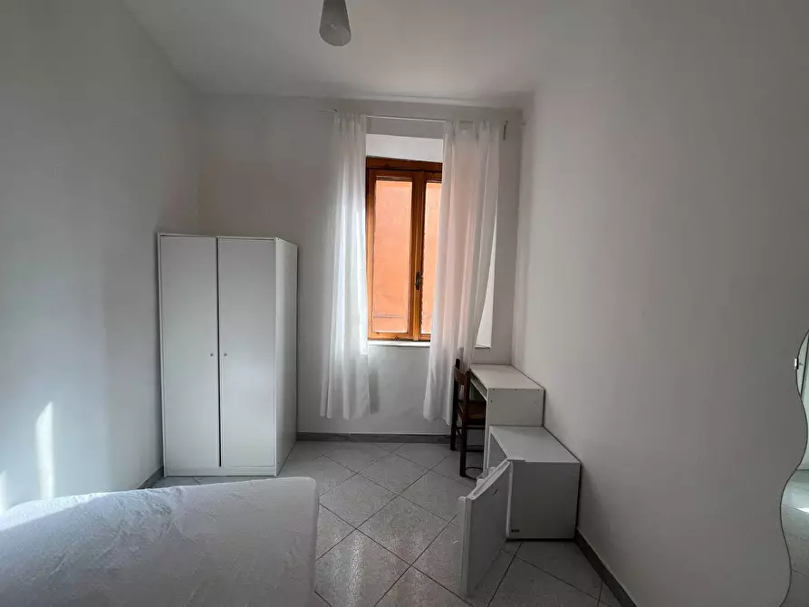 Immagine 5 di Camera in affitto  in Via Borgo Stretto 1 a Pisa
