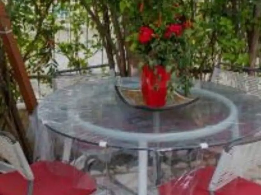 Immagine 12 di Appartamento in affitto  in via dei Lecci a Viareggio