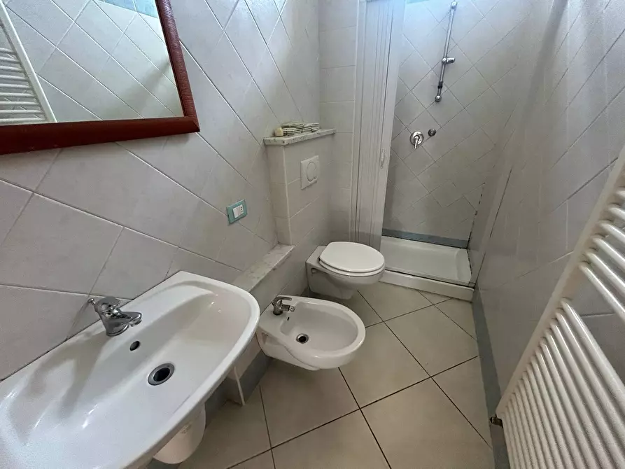 Immagine 14 di Casa indipendente in affitto  in via caduti lyra 6 a Cascina