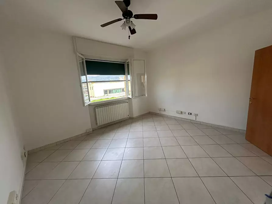 Immagine 11 di Casa indipendente in affitto  in via caduti lyra 6 a Cascina