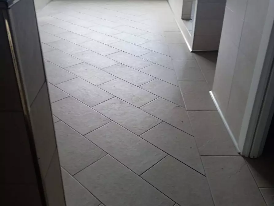 Immagine 18 di Attività commerciale in affitto  in via gronchi a Pisa