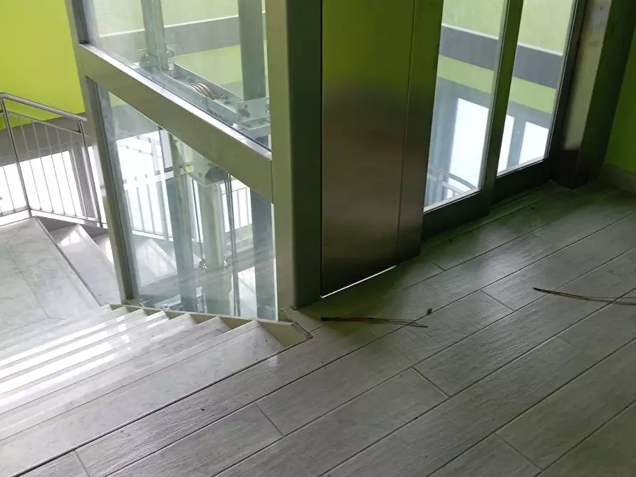 Immagine 22 di Attività commerciale in affitto  in via gronchi a Pisa