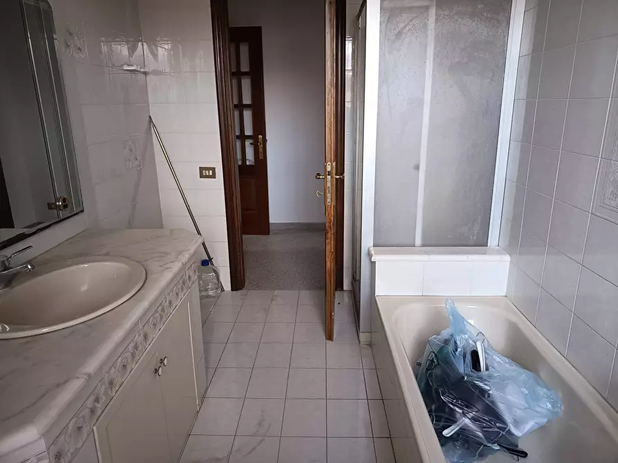 Immagine 10 di Casa indipendente in affitto  in VIA EMILIA 320 a Pisa