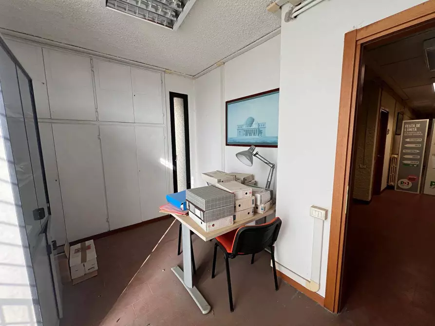 Immagine 10 di Ufficio in affitto  in Viale Giosue' Carducci 1 a Livorno