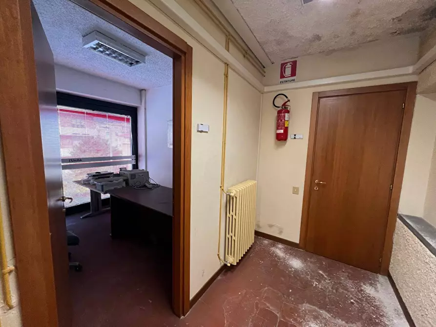 Immagine 5 di Ufficio in affitto  in Viale Giosue' Carducci 1 a Livorno