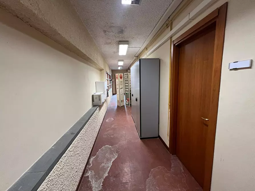 Immagine 8 di Ufficio in affitto  in Viale Giosue' Carducci 1 a Livorno