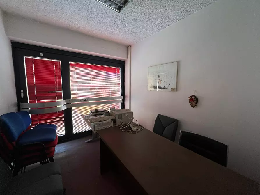 Immagine 19 di Ufficio in affitto  in Viale Giosue' Carducci 1 a Livorno