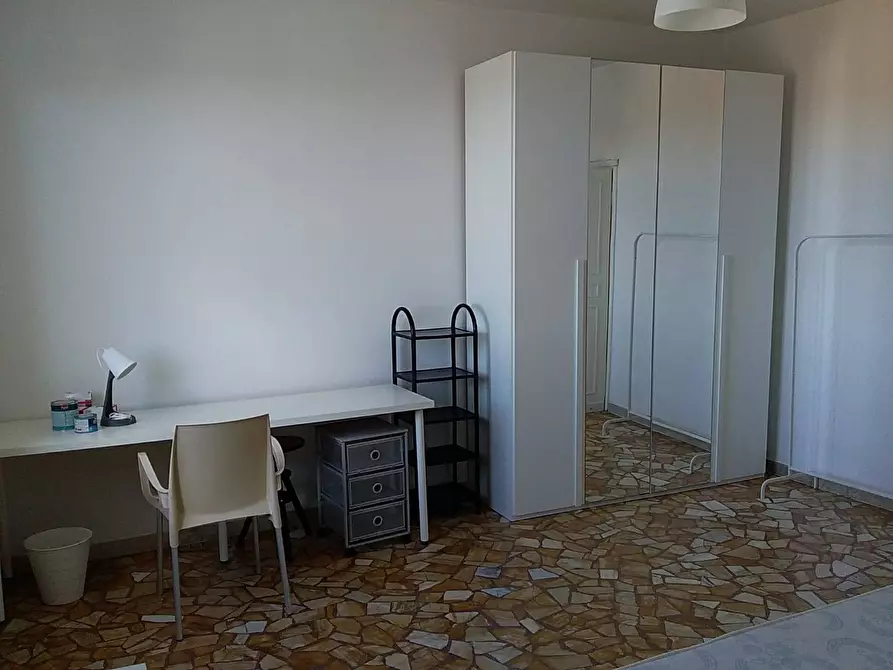 Immagine 7 di Camera in affitto  in Via Dell' Aeroporto 4 a Pisa