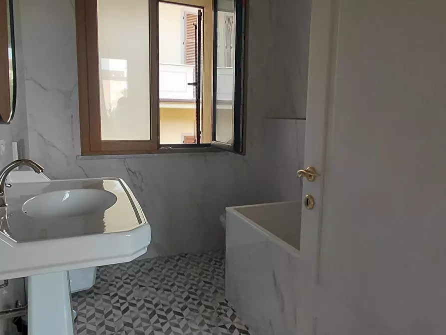 Immagine 38 di Villetta a schiera in vendita  in via roma 15 a Montecatini Terme