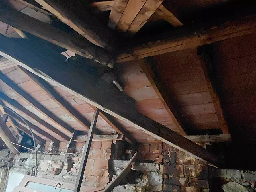 Immagine 16 di Villetta a schiera in vendita  in via del brennero 316 a Lucca