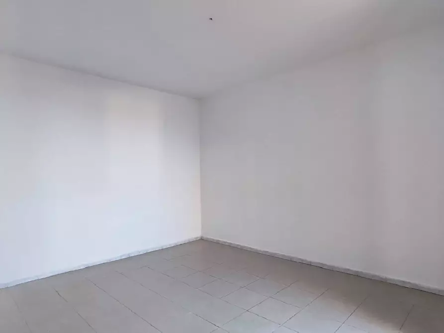 Immagine 4 di Appartamento in vendita  in Via Mentana 40 a Livorno