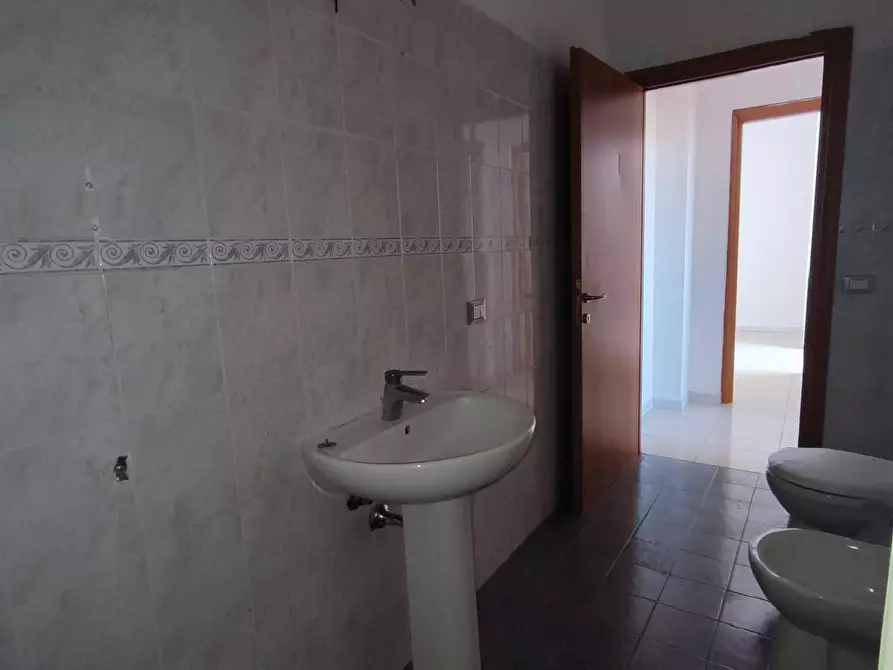 Immagine 14 di Appartamento in vendita  in Via Mentana 40 a Livorno