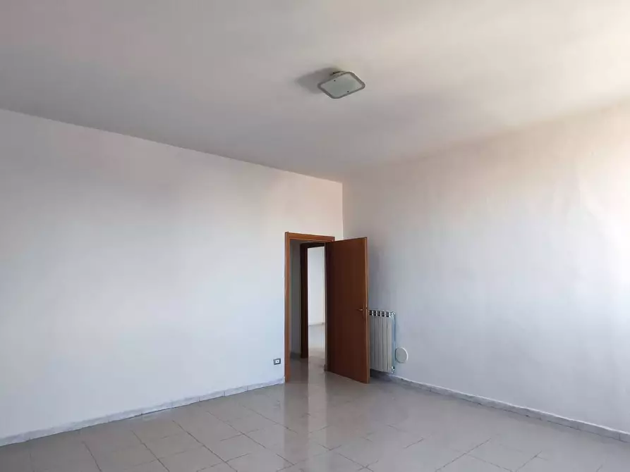 Immagine 11 di Appartamento in vendita  in Via Mentana 40 a Livorno