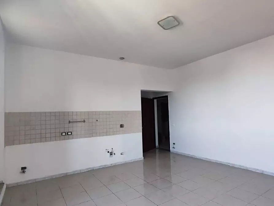 Immagine 3 di Appartamento in vendita  in Via Mentana 40 a Livorno