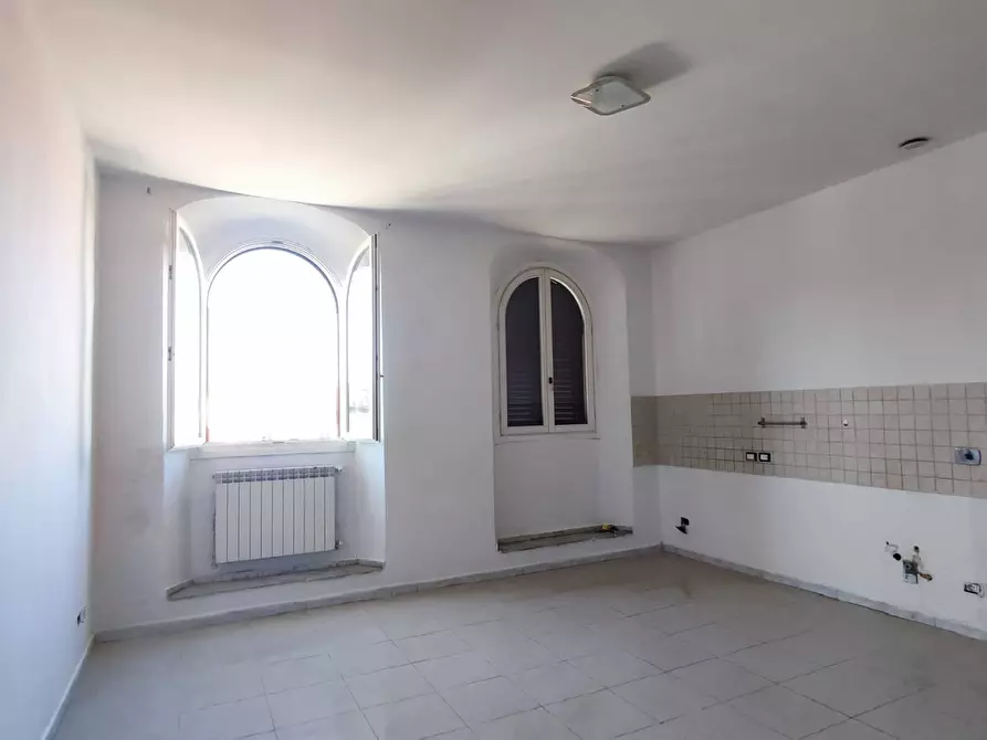 Immagine 2 di Appartamento in vendita  in Via Mentana 40 a Livorno