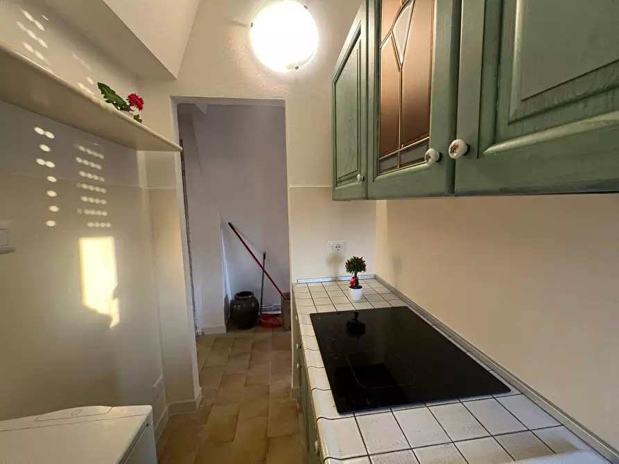 Immagine 9 di Appartamento in affitto  in Piazza Attias 1 a Livorno