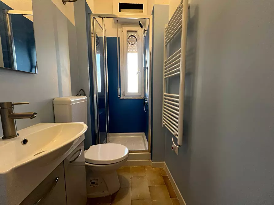 Immagine 11 di Appartamento in affitto  in Piazza Attias 1 a Livorno