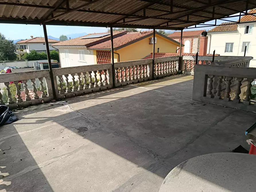 Immagine 18 di Attività commerciale in vendita  in VIA DEL AVE MARIA 11 a Capannori