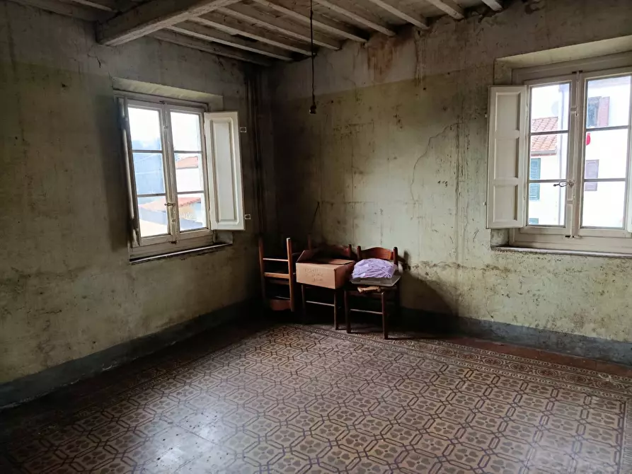 Immagine 33 di Attività commerciale in vendita  in VIA DEL AVE MARIA 11 a Capannori