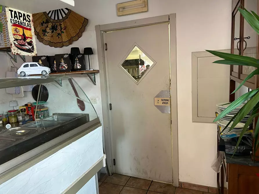 Immagine 7 di Attività commerciale in vendita  in Via Livornese 648 a Pisa