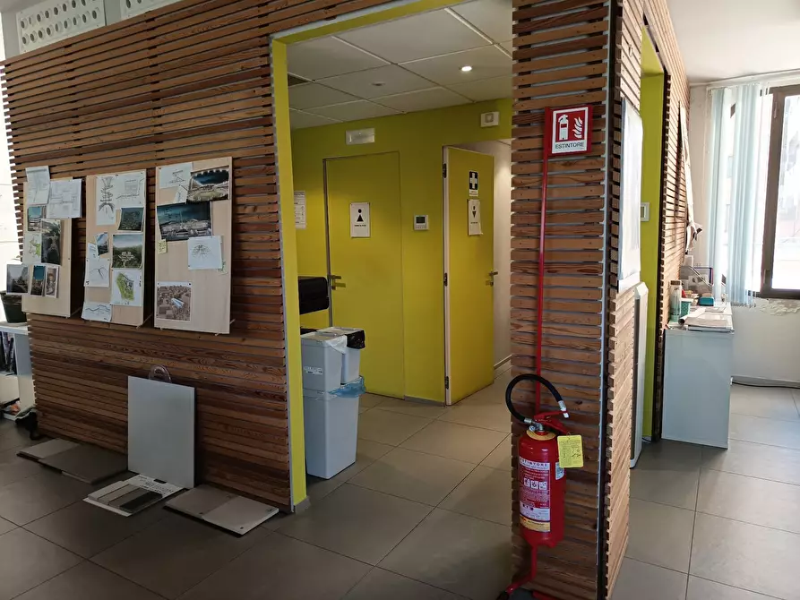 Immagine 2 di Ufficio in affitto  in viale delle piagge 50 a Pisa