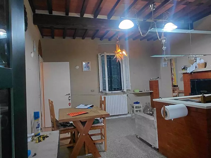 Immagine 3 di Casa indipendente in affitto  in via della pace 33 a Montecarlo