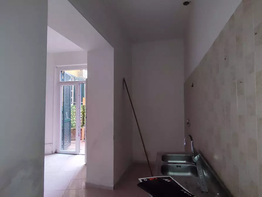 Immagine 3 di Appartamento in vendita  in Scali degli Olandesi 3 a Livorno