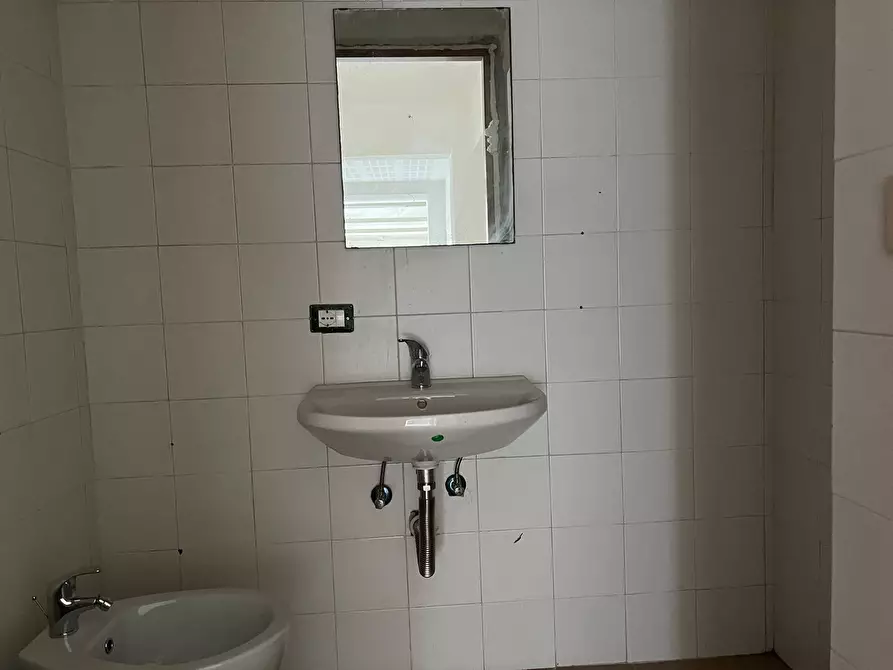 Immagine 8 di Casa indipendente in vendita  in Via Martiri Delle Ardeatine 1 a Pisa