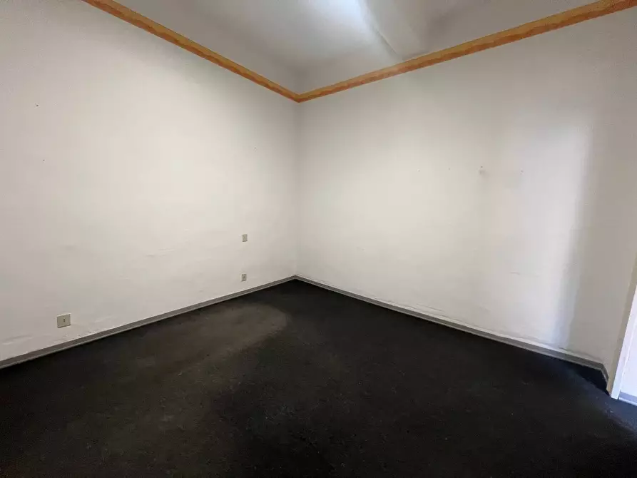 Immagine 14 di Ufficio in affitto  in Via Francesco Crispi 1 a Livorno