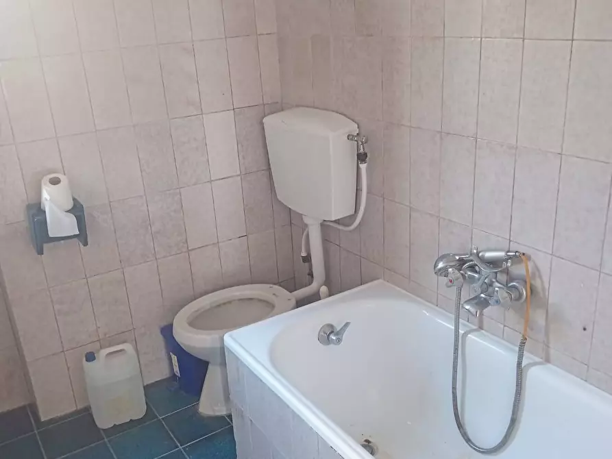 Immagine 12 di Casa indipendente in vendita  in via delle serre 8 a Camaiore