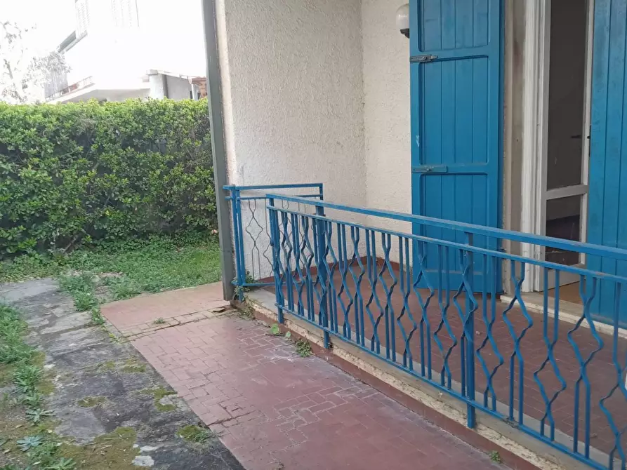 Immagine 16 di Casa indipendente in vendita  in via delle serre 8 a Camaiore