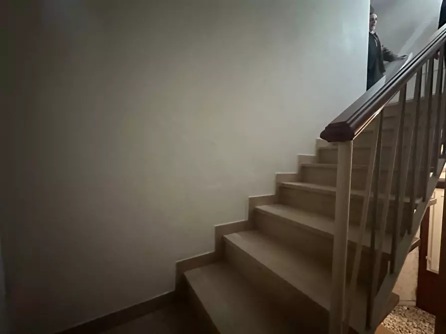 Immagine 10 di Casa indipendente in vendita  in via fillungo 8 a Camaiore