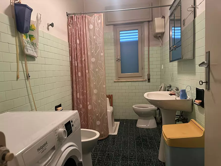 Immagine 16 di Casa indipendente in vendita  in via fillungo 8 a Camaiore