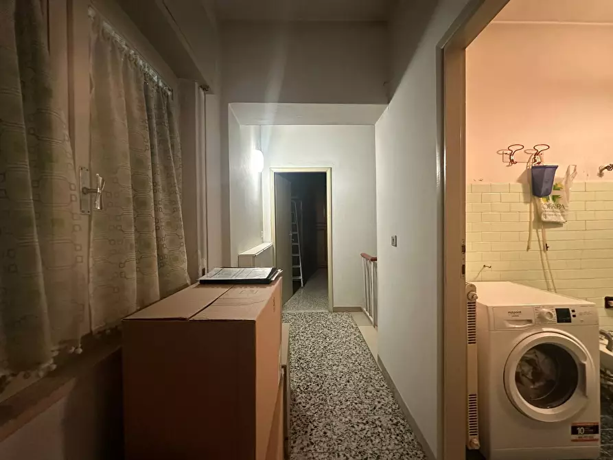 Immagine 19 di Casa indipendente in vendita  in via fillungo 8 a Camaiore