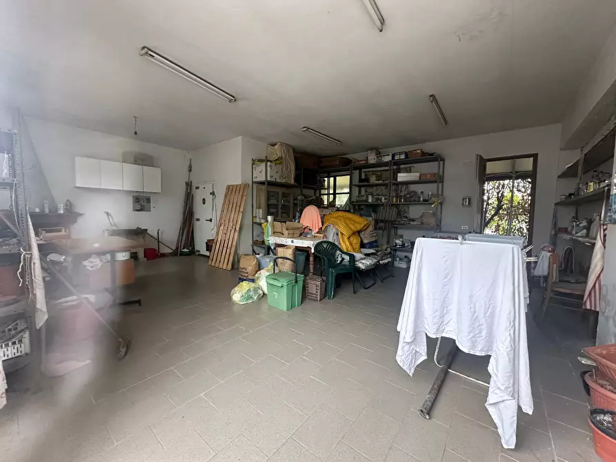 Immagine 28 di Casa indipendente in vendita  in via fillungo 8 a Camaiore