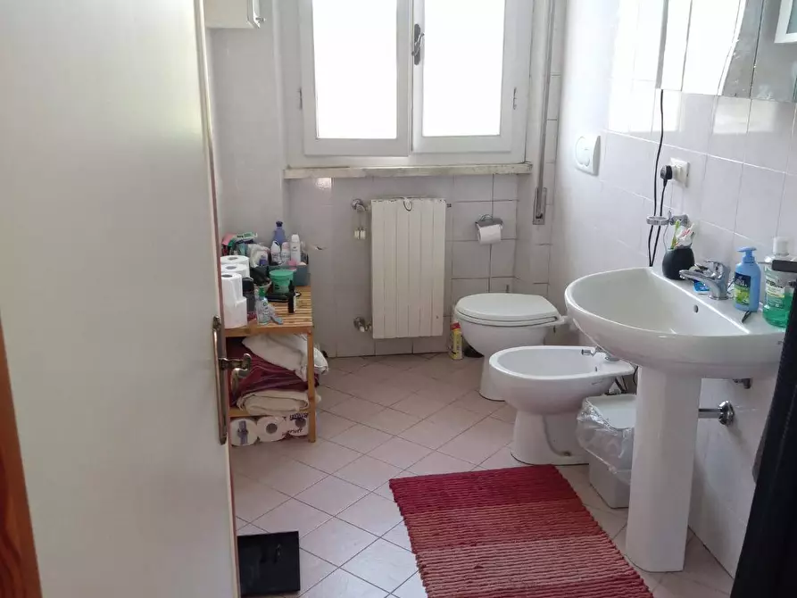 Immagine 7 di Casa indipendente in vendita  in via fillungo 35 a Camaiore