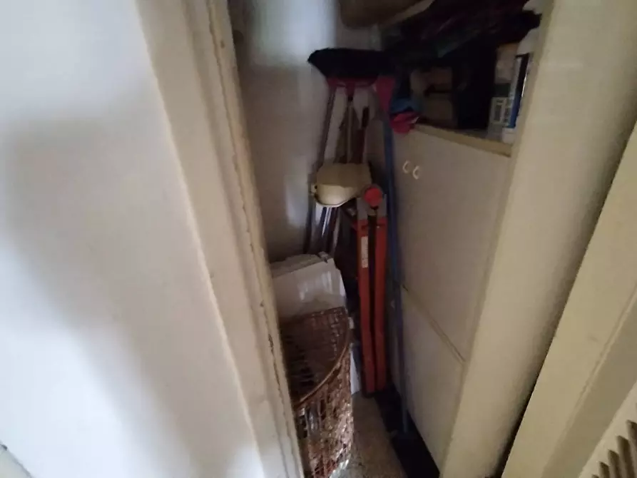 Immagine 21 di Appartamento in vendita  in Via Dell' Aeroporto 41 a Pisa