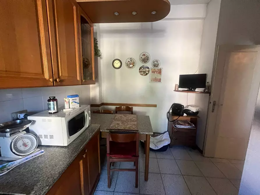 Immagine 12 di Camera in affitto  in via gobetti 1 a Pisa