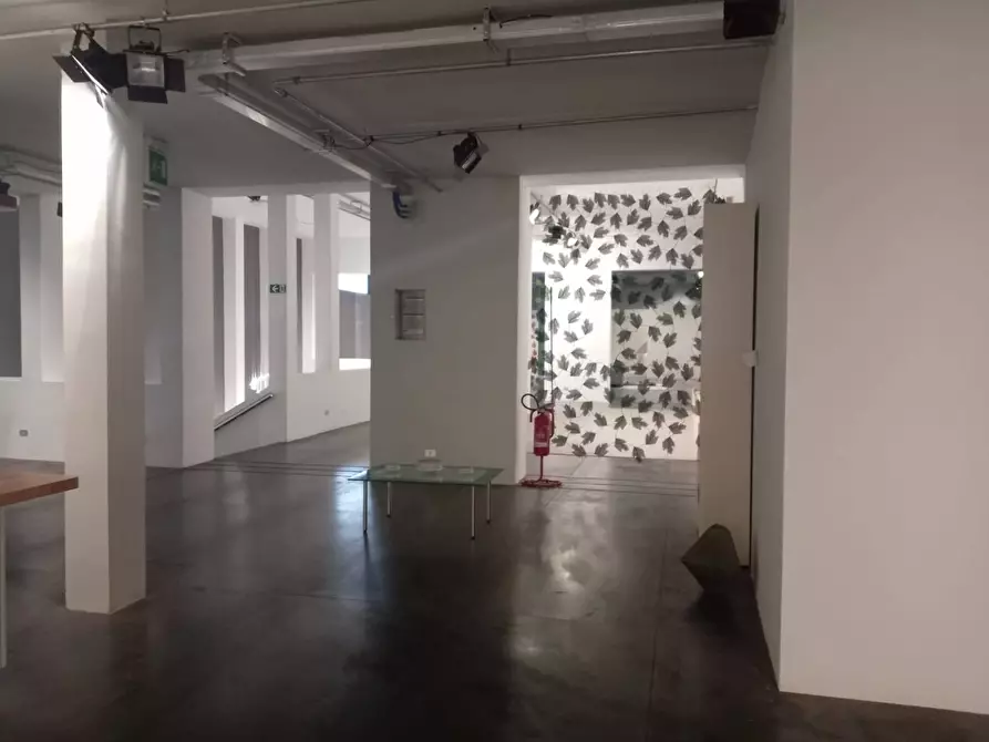 Immagine 7 di Attività commerciale in affitto  in via pietrasantina 44 a San Giuliano Terme