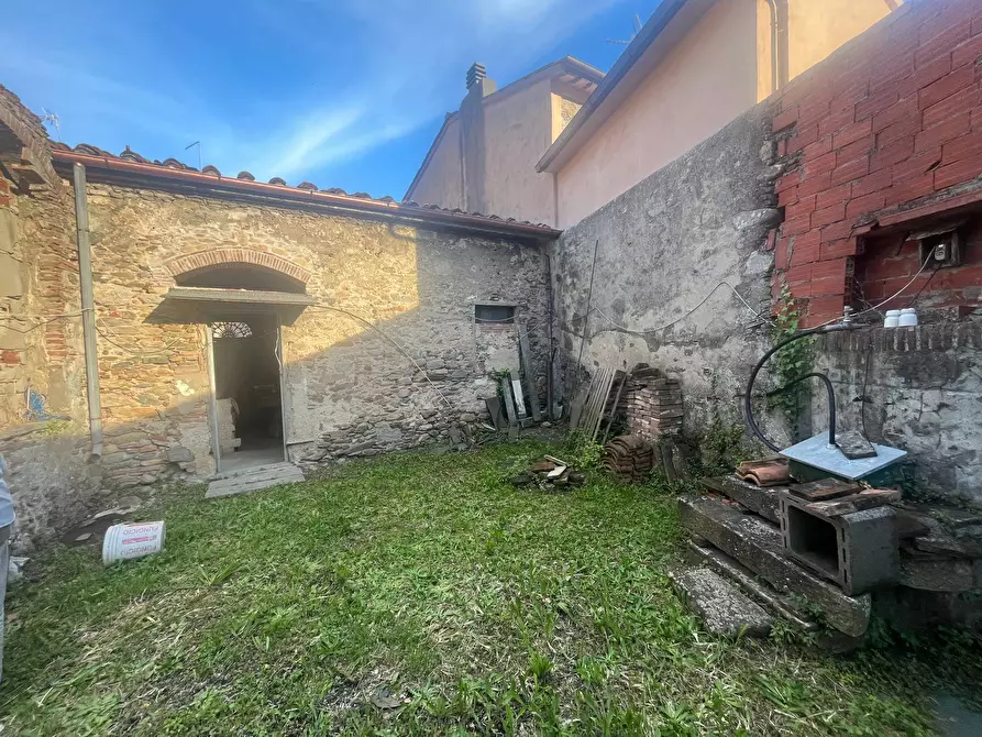 Immagine 17 di Casa indipendente in vendita  in via s. maria 133 a Calci