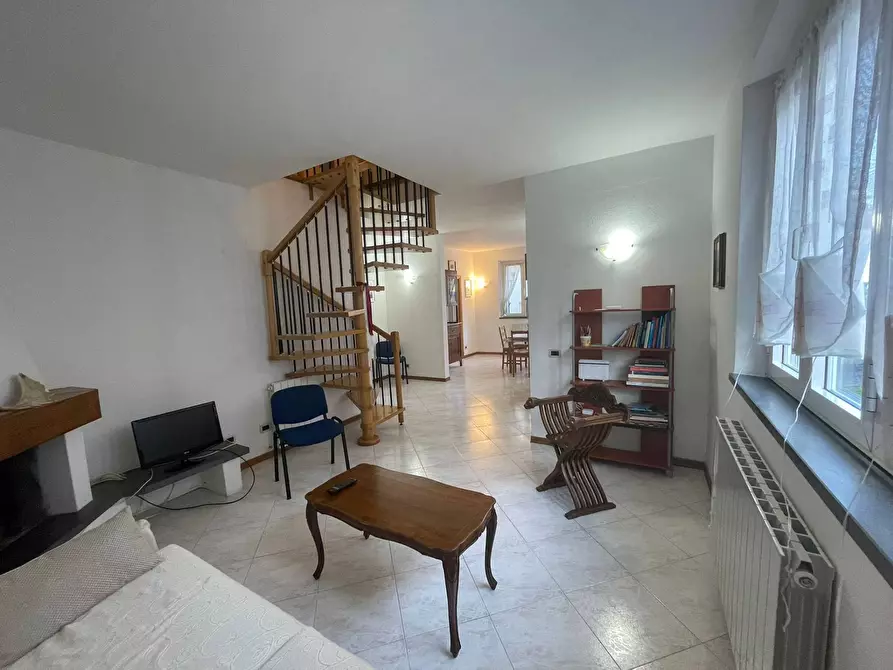 Immagine 2 di Casa indipendente in vendita  in via nevilio casarosa 20 a Cascina