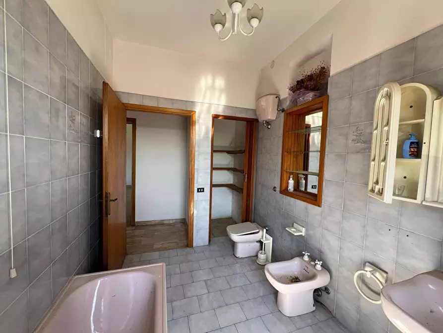 Immagine 28 di Casa indipendente in vendita  in Via toscoromagnola 1 a Cascina