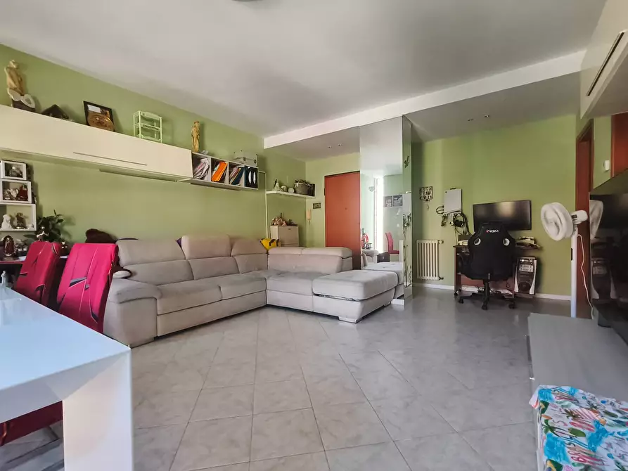 Immagine 2 di Appartamento in vendita  in Via Della Scopaia 15 a Livorno