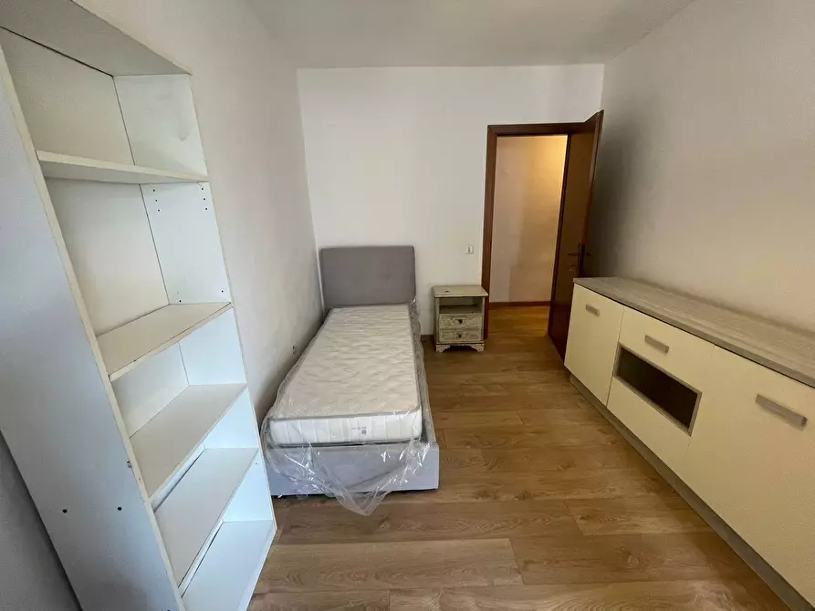 Immagine 10 di Camera in affitto  in Via Fiorentina 125 a Pisa