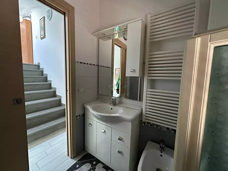 Immagine 11 di Appartamento in vendita  in via roma 4 a Altopascio